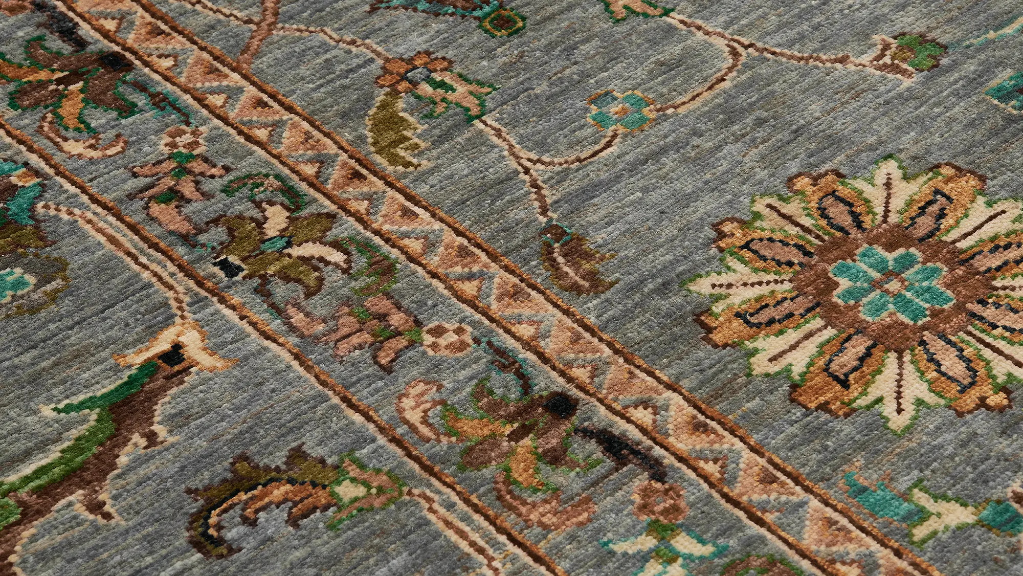 фото ковра TIMELESS 257-GRY-BLU от магазина HandsGallery