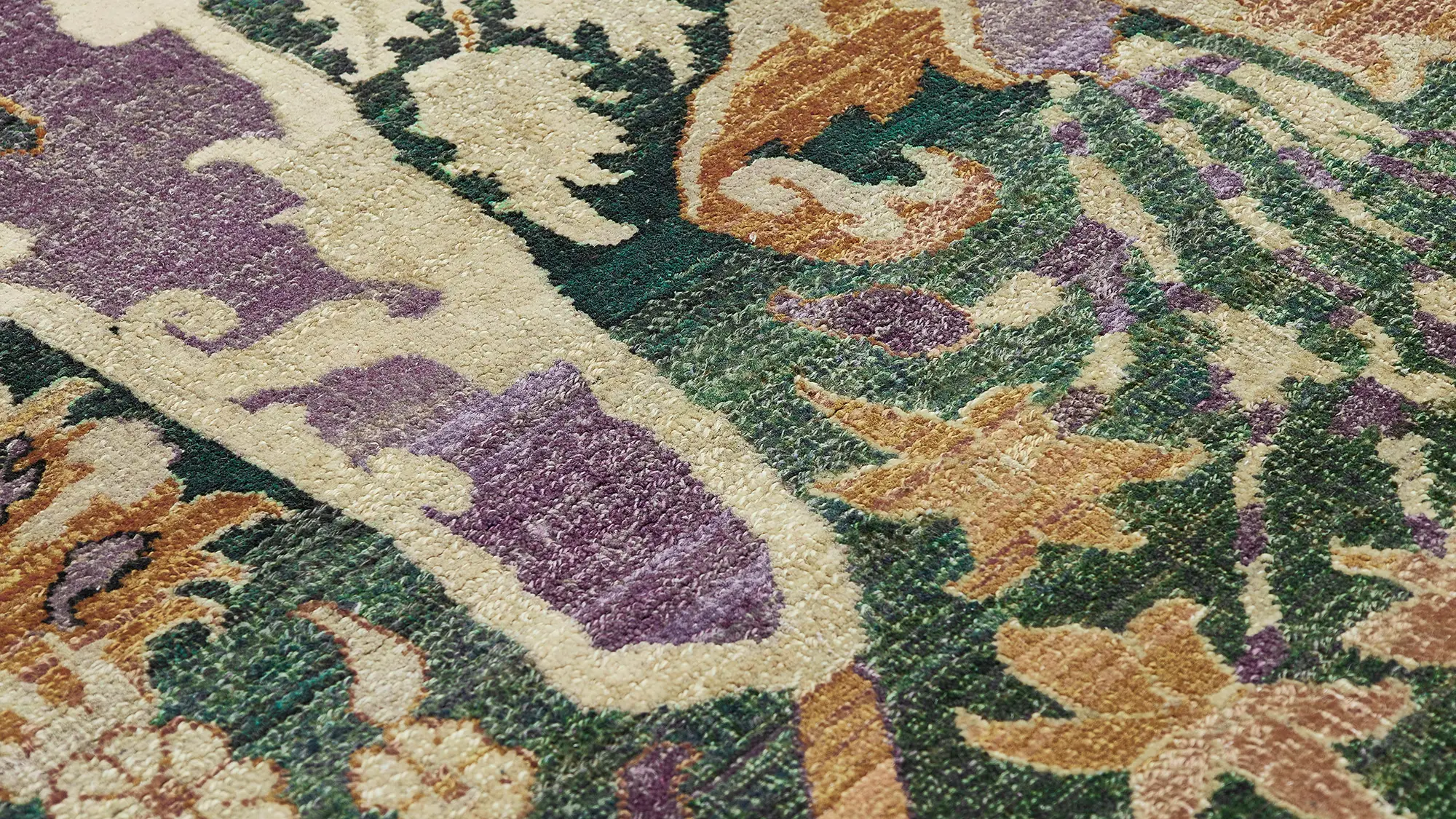 фото ковра HERITAGE AC-228-TOPIARY-PURP от магазина HandsGallery