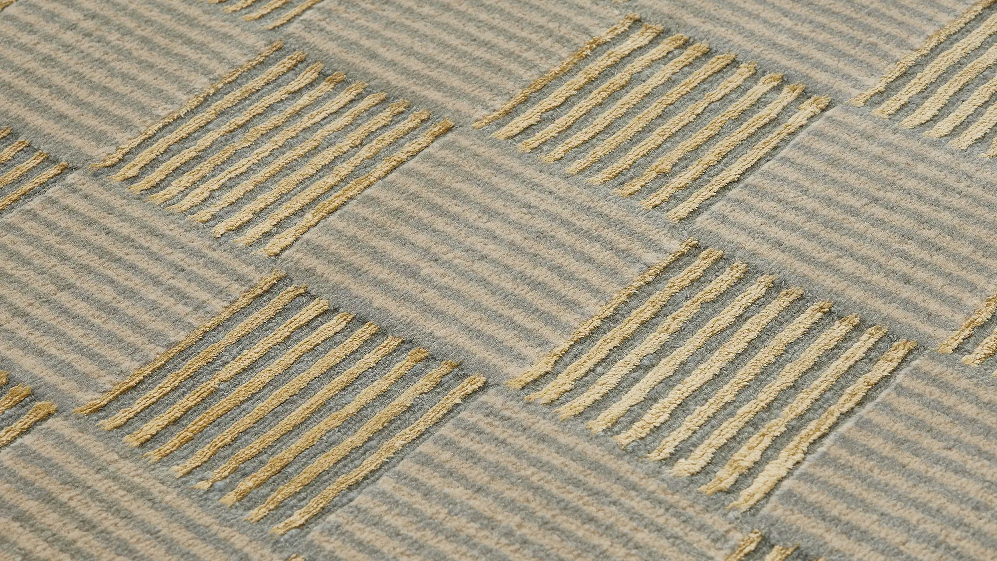 фото ковра GEOMETRIA CARPET#24 от магазина HandsGallery
