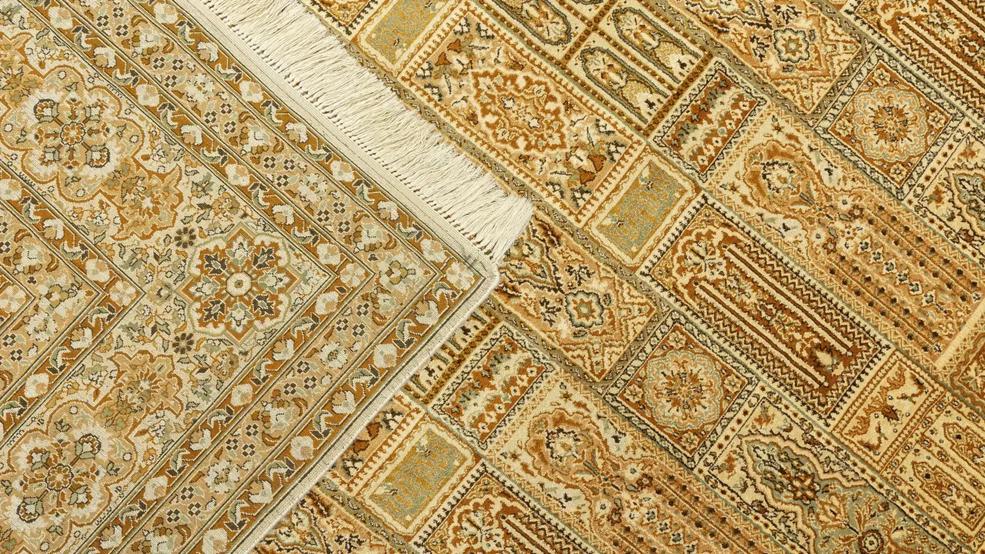 фото ковра TIMELESS Kashmir 15-10550 от магазина HandsGallery