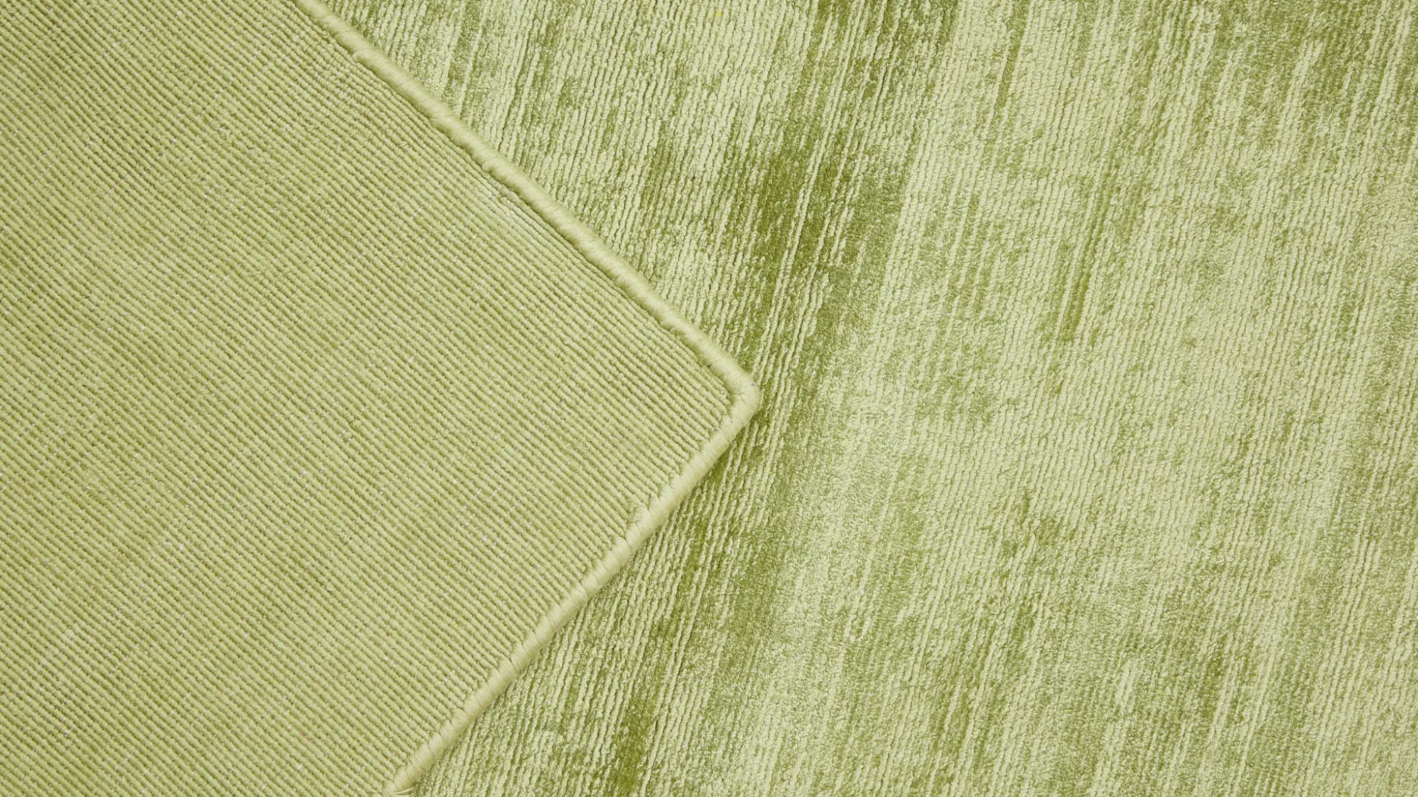 фото ковра PURE Swamp Green/Ivory от магазина HandsGallery