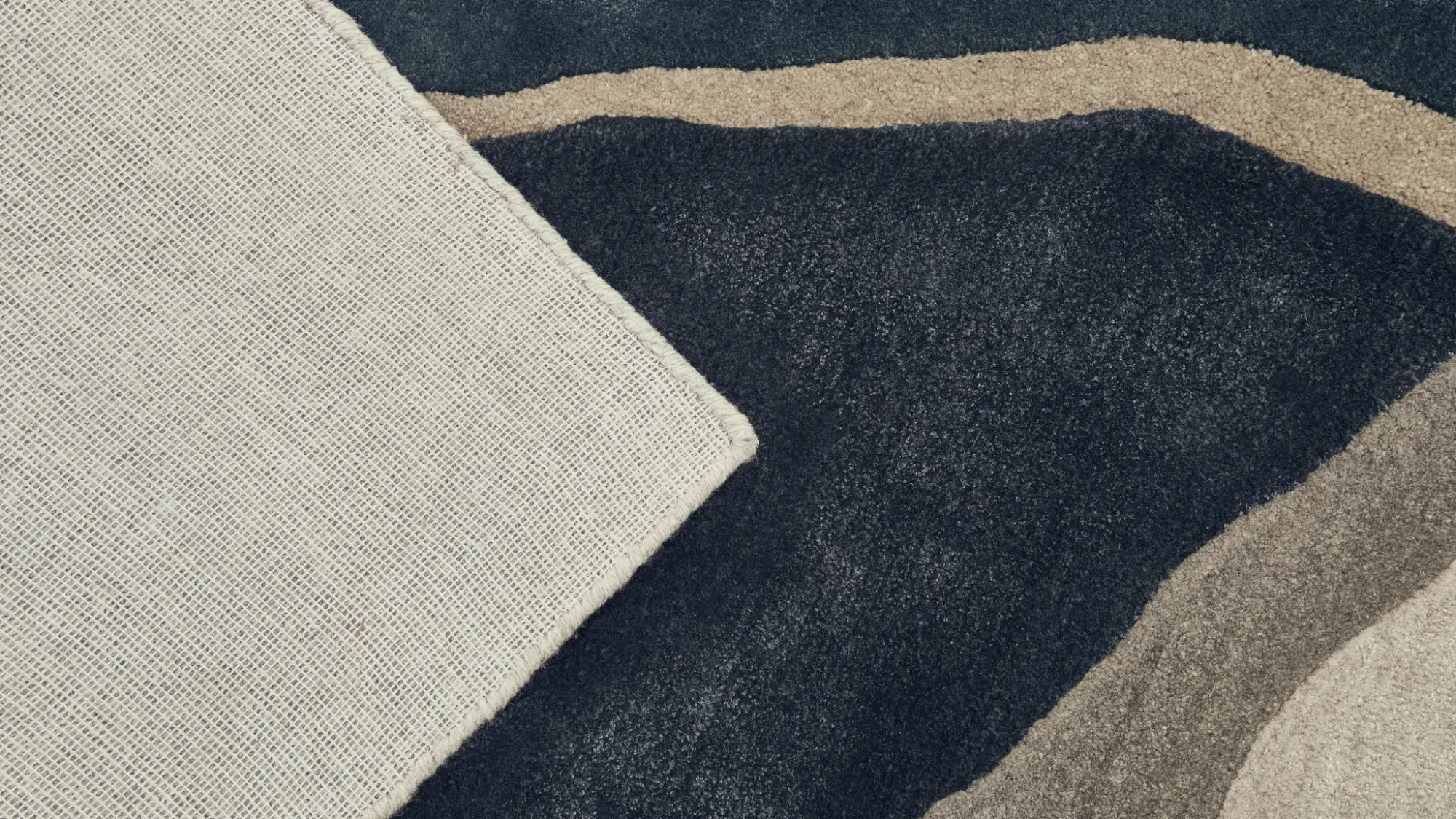 фото ковра ABSTRACTIO Natural Gray/Ensign Blue от магазина HandsGallery