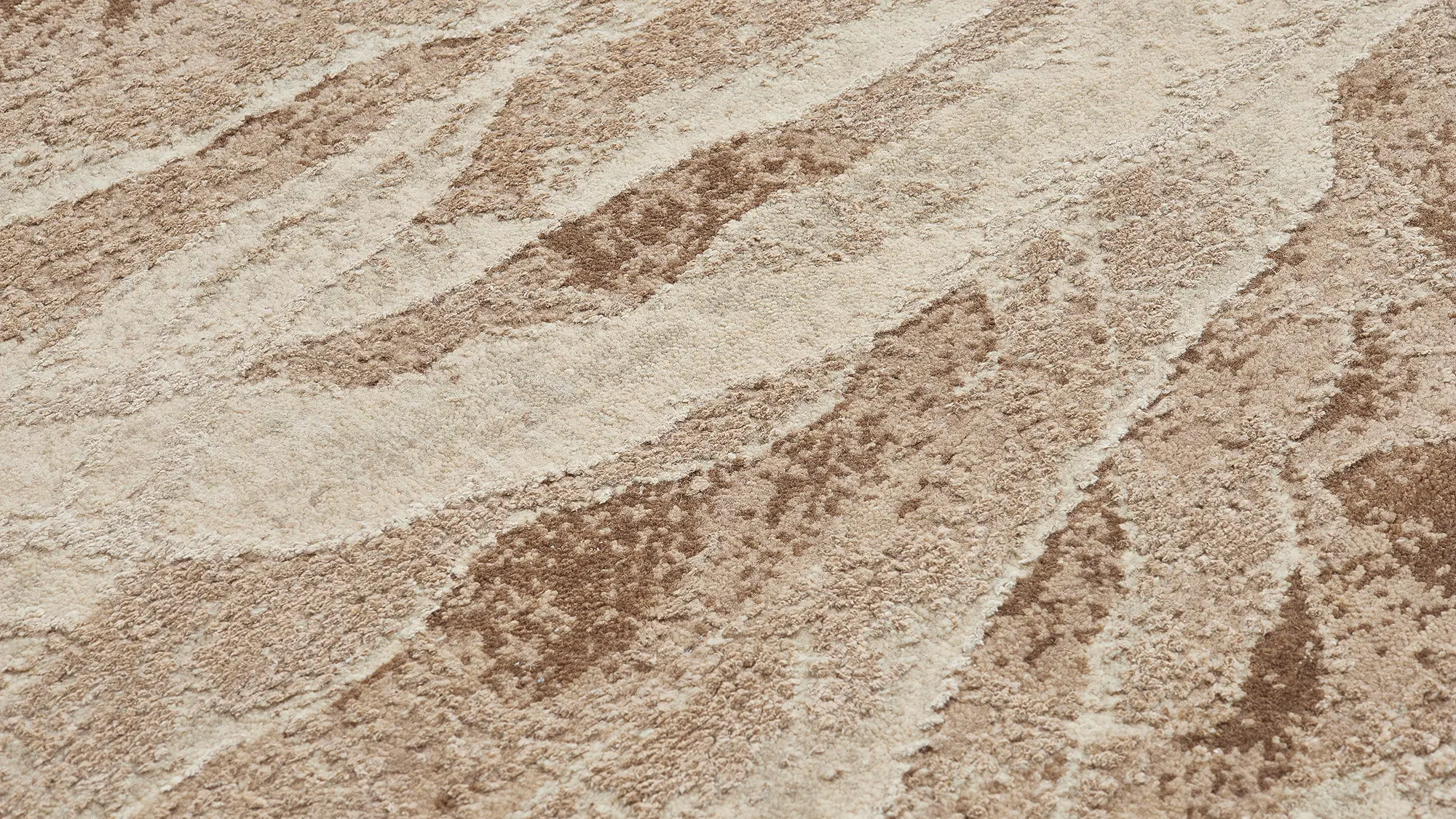 фото ковра ABSTRACTIO KTS-646 Antique White Beige от магазина HandsGallery